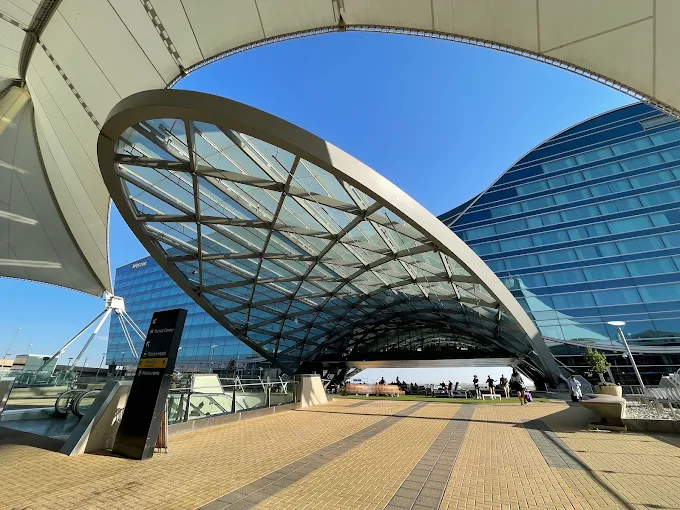 Denver International Airport (DIA/DEN)