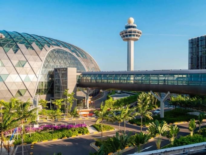 Singapore Changi Airport (SIN)